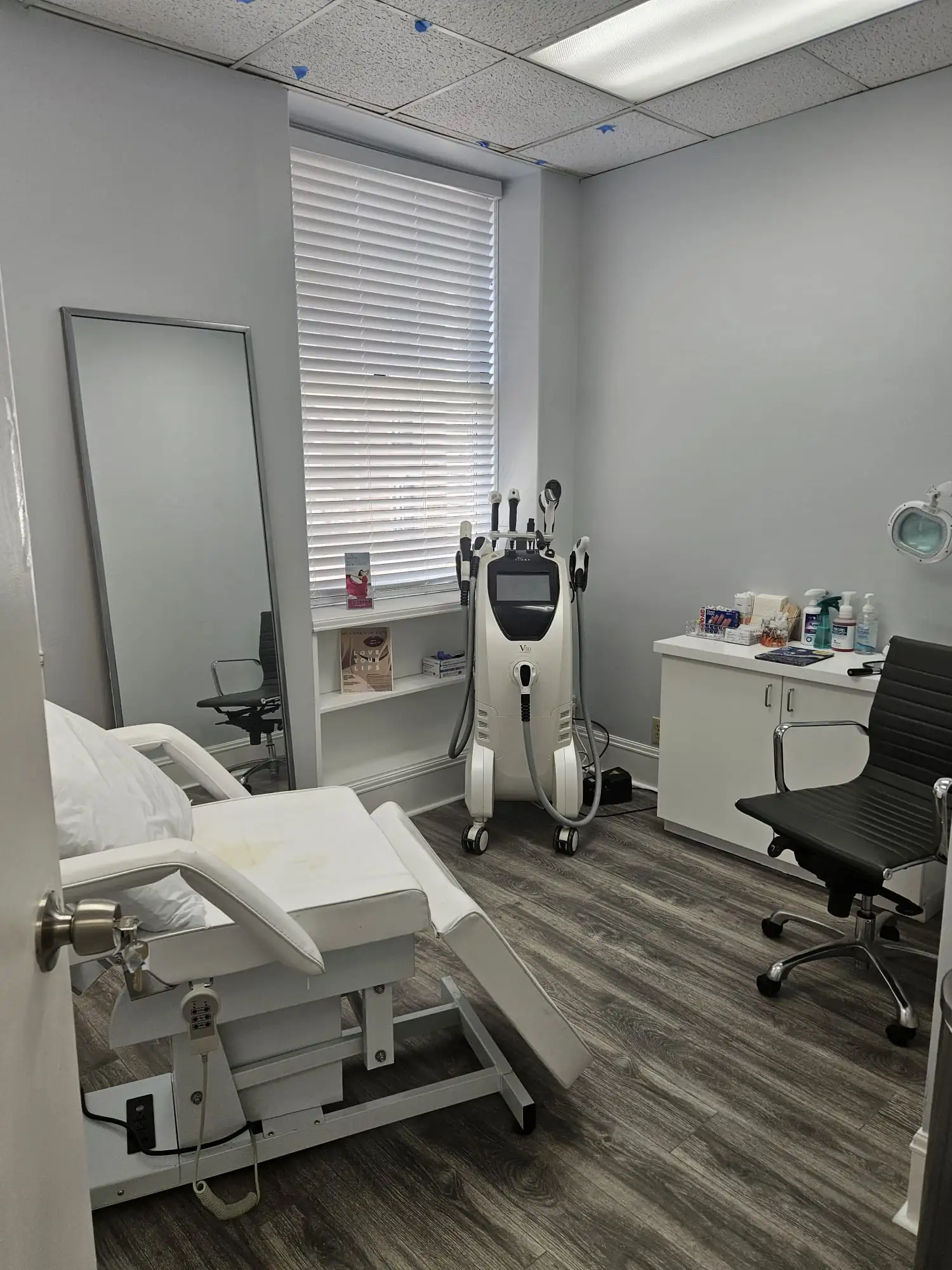 Premier Wellness clinic interior 2