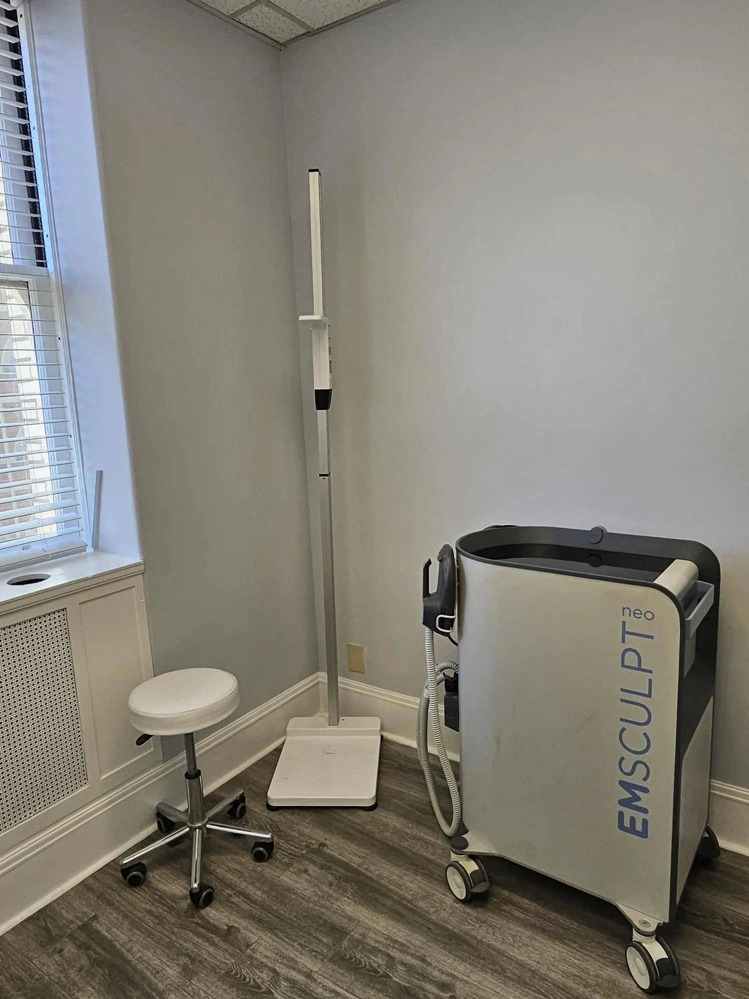 Premier Wellness clinic interior 4